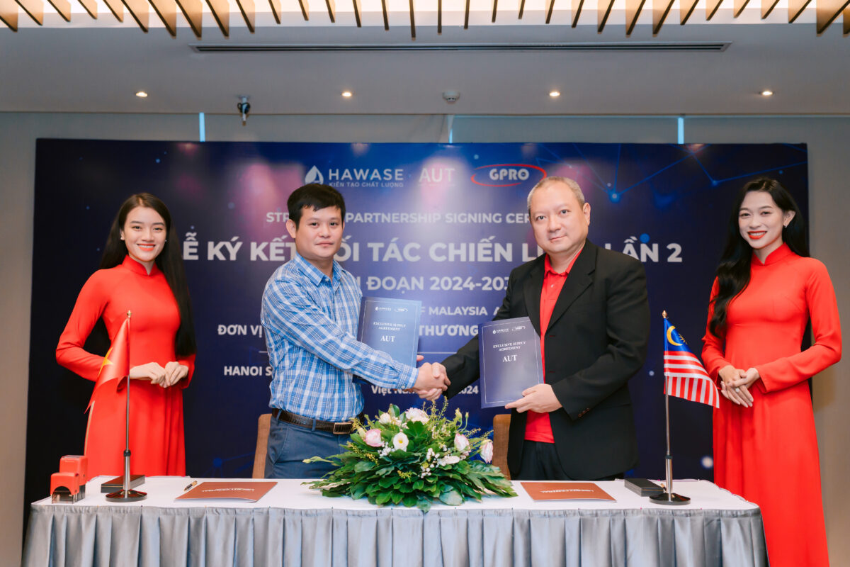 Ký kết hợp tác chiến lược AUT